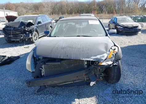 2008 Nissan Altima 2.5 S z USA, uszkodzony, nr VIN 1N4AL21E28N548989